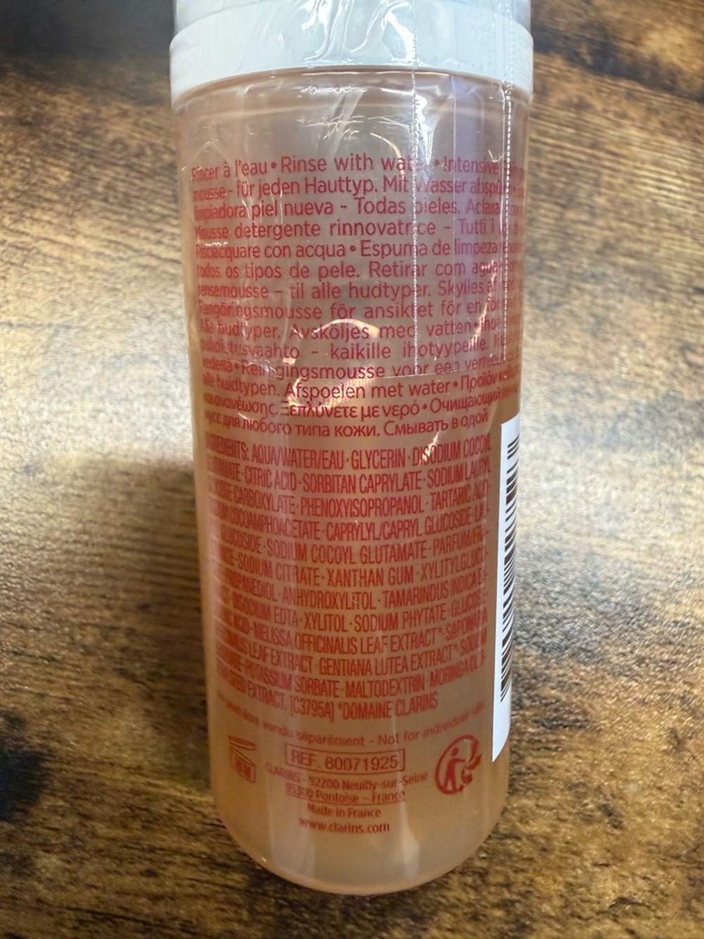 Clarins Gentle Renewing Cleansing Mousse - Picture 3 of 3